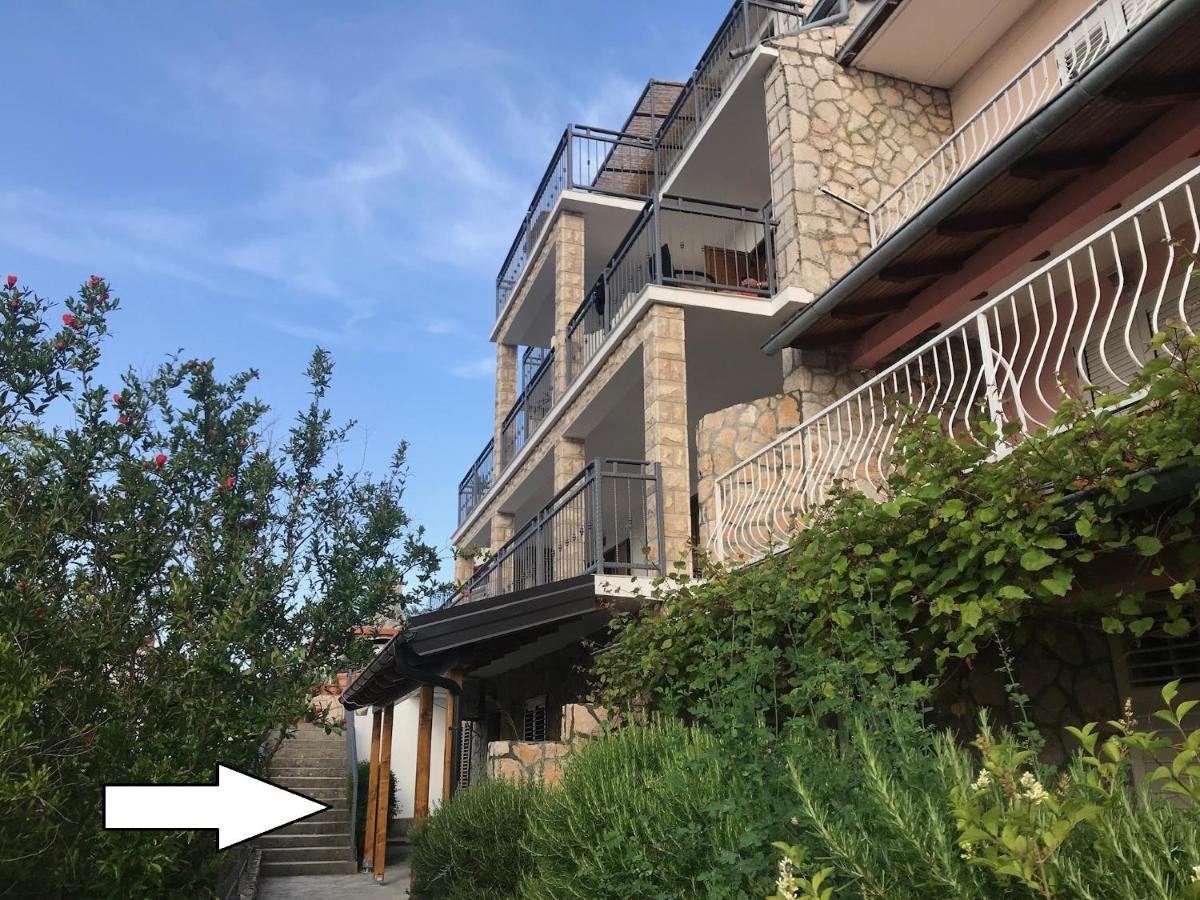 Apartments Vinka Йелса Екстериор снимка