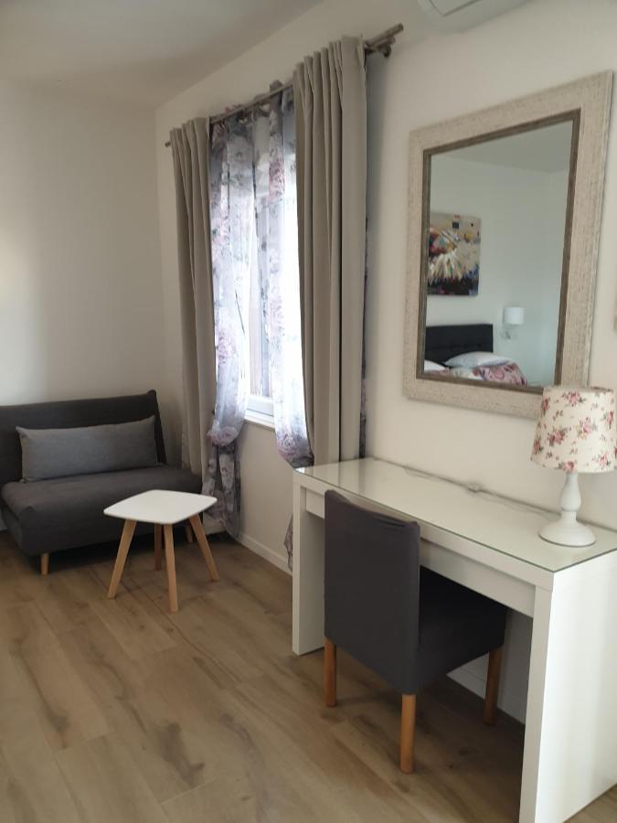 Apartments Vinka Йелса Екстериор снимка